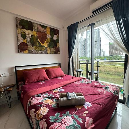 Stay N Cozy Apartemen Sky House Bsd By Sm Room Samporo Eksteriør billede