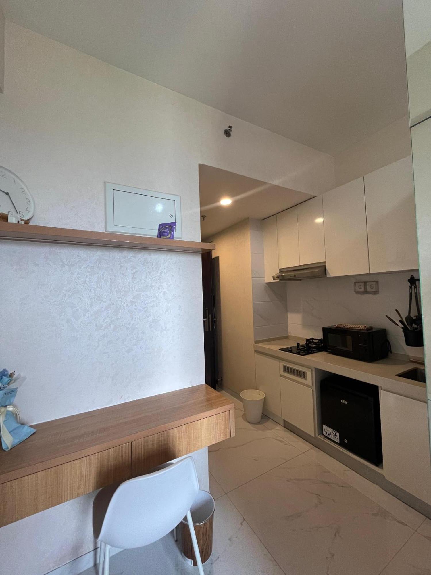 Stay N Cozy Apartemen Sky House Bsd By Sm Room Samporo Eksteriør billede